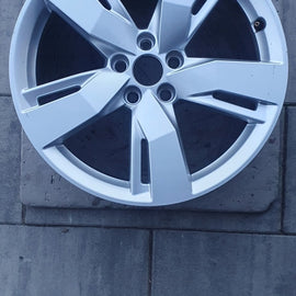 1x Alufelge 19 Zoll 8.0