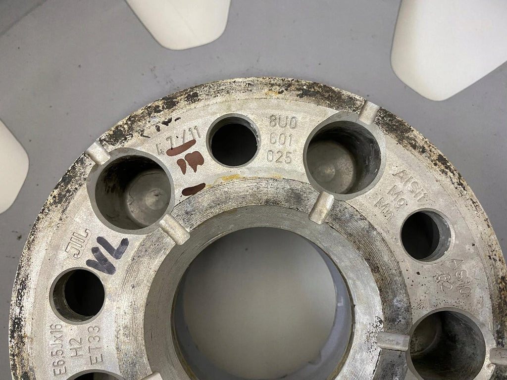 1x Alufelge 16 Zoll 6.5" 5x112 33ET Glanz Silber 8U0601025 Audi Q3 Rim Wheel