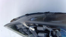 Laden Sie das Bild in den Galerie-Viewer, Frontscheinwerfer Kia Sportage IV F1921-52600 F192102200 Full LED Rechts SCH8698822589ql