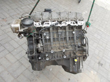 Laden Sie das Bild in den Galerie-Viewer, Motor BMW E91 E60 E90 E61 YUGUYGGGGH 2005 Benzin Engine Unkomplett