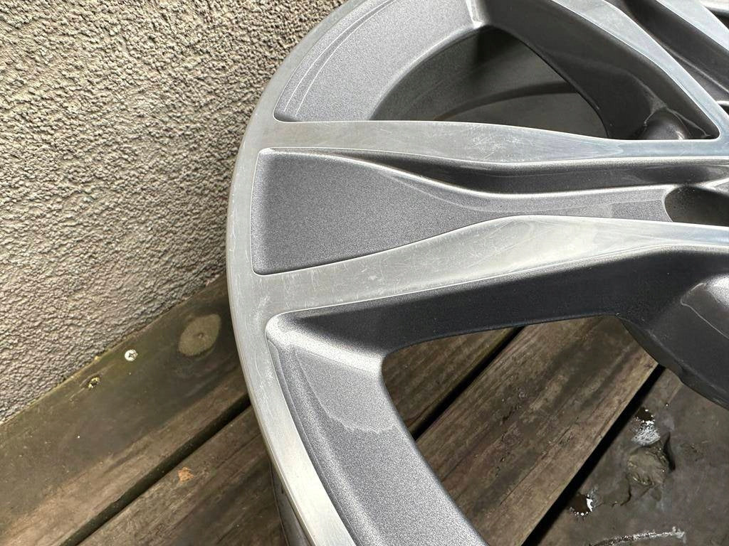 4x Alufelge 17 Zoll 7.0" 5x112 48 5ET A2054010800 Mercedes-Benz C Class W205 FEL7007701870st
