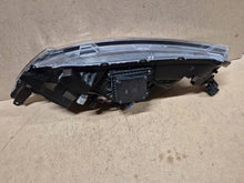 Laden Sie das Bild in den Galerie-Viewer, Frontscheinwerfer Mitsubishi Eclipse Cross I LED Rechts Scheinwerfer Headlight SCH5684942489ht