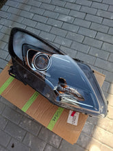 Laden Sie das Bild in den Galerie-Viewer, Frontscheinwerfer Opel Zafira C 39009022 Rechts Scheinwerfer Headlight SCH5051305529fc