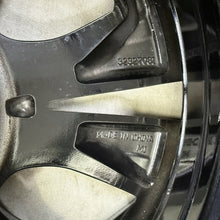Laden Sie das Bild in den Galerie-Viewer, 1x Alufelge 18 Zoll 7.5" 5x108 50 5ET Glanz Schwarz 32327081 Volvo Rim Wheel FEL1192226211xi