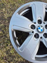 Laden Sie das Bild in den Galerie-Viewer, 1x Alufelge 16 Zoll 7.0" 5x112 47ET 6897609 BMW 1 F40 Rim Wheel FEL2431754049li