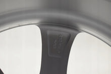 Laden Sie das Bild in den Galerie-Viewer, 4x Alufelge 17 Zoll 7.5" 5x120 37ET Glanz Silber 6796243 BMW 4 F36 3 F30 F32 F33 FEL6586379141wv