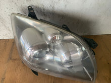 Laden Sie das Bild in den Galerie-Viewer, Frontscheinwerfer Toyota Avensis Xenon Rechts Scheinwerfer Headlight SCH6784398469yf