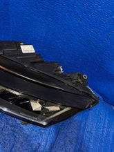 Laden Sie das Bild in den Galerie-Viewer, Frontscheinwerfer Skoda Octavia I 5E4941035 Links Scheinwerfer Headlight SCH7966291179ev