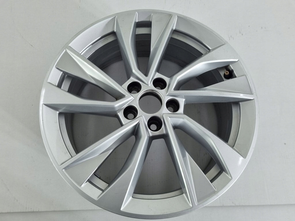 1x Alufelge 17 Zoll 6.5" 5x100 40ET Glanz Silber 657601025AK Skoda Scala Kamiq I FEL6471751590bh