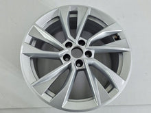 Load image into Gallery viewer, 1x Alufelge 17 Zoll 6.5" 5x100 40ET Glanz Silber 657601025AK Skoda Scala Kamiq I FEL6471751590bh