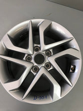 Laden Sie das Bild in den Galerie-Viewer, 1x Alufelge 16 Zoll 6.5&quot; 5x114.3 45ET 52910D7110 Hyundai Tucson Rim Wheel