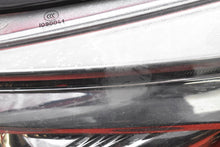 Laden Sie das Bild in den Galerie-Viewer, Frontscheinwerfer Ford Focus -1046677-BM51-13D155-JA Links Headlight SCH8800037935dc