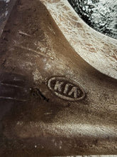 Laden Sie das Bild in den Galerie-Viewer, 1x Alufelge 14 Zoll 5.0&quot; 4x100 49ET Glanz 52910-1Y700 Kia Rim Wheel