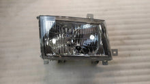 Laden Sie das Bild in den Galerie-Viewer, Frontscheinwerfer Mitsubishi 9922680008 Rechts Scheinwerfer Headlight