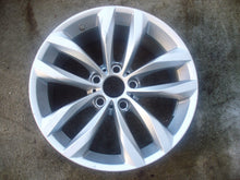 Laden Sie das Bild in den Galerie-Viewer, 1x Alufelge 18 Zoll 8.0" 5x120 30ET 6862892 BMW F11 F10 Rim Wheel FEL8751364316ee