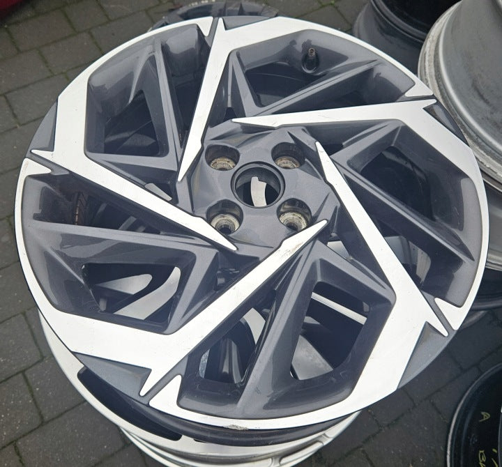 1x Alufelge 17 Zoll 7.0" 5x114.3 54ET Glanz 52910-Q0300 Hyundai I20 Mg Rim Wheel FEL8773642052th