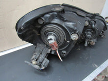 Laden Sie das Bild in den Galerie-Viewer, Frontscheinwerfer Toyota Avensis Verso Links Scheinwerfer Headlight