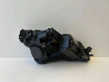 Laden Sie das Bild in den Galerie-Viewer, Frontscheinwerfer Skoda Superb III 3V1941015C Links Scheinwerfer Headlight