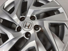 Laden Sie das Bild in den Galerie-Viewer, 1x Alufelge 17 Zoll 7.0&quot; 5x114.3 45ET CMS-861 Honda Hrv Crv Rim Wheel