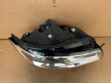 Laden Sie das Bild in den Galerie-Viewer, Frontscheinwerfer VW Multivan Transporter 7E1941006F Rechts Headlight SCH2585230962tw