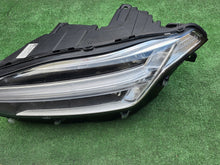 Laden Sie das Bild in den Galerie-Viewer, Frontscheinwerfer Volvo Xc90 31655807 Full LED Links Scheinwerfer Headlight
