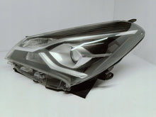 Laden Sie das Bild in den Galerie-Viewer, Frontscheinwerfer Toyota Yaris OD197L1891 Links Scheinwerfer Headlight SCH7186314941dd