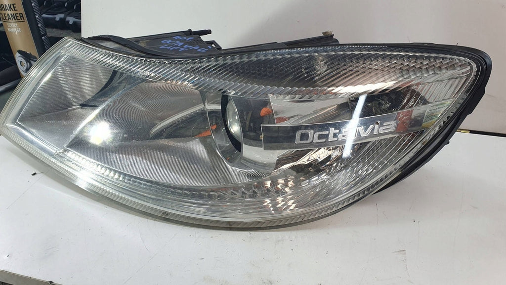 Frontscheinwerfer Skoda Octavia I 1Z1941015F-4CAR-U YW Links Headlight SCH3369965474jw