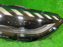 Laden Sie das Bild in den Galerie-Viewer, Frontscheinwerfer Audi 8W0941036J LED Rechts Scheinwerfer Headlight