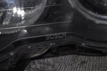 Laden Sie das Bild in den Galerie-Viewer, Frontscheinwerfer BMW E46 Xenon Links Scheinwerfer Headlight SCH1367764157mu