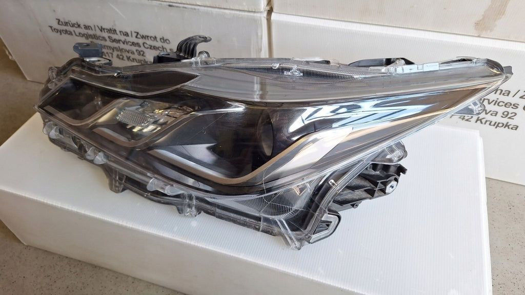 Frontscheinwerfer Toyota Corolla 81150-02T31-00 Links Scheinwerfer Headlight SCH8840971550nv