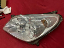 Laden Sie das Bild in den Galerie-Viewer, Frontscheinwerfer Opel Astra H 13239288LH Links Scheinwerfer Headlight SCH9468530076kz
