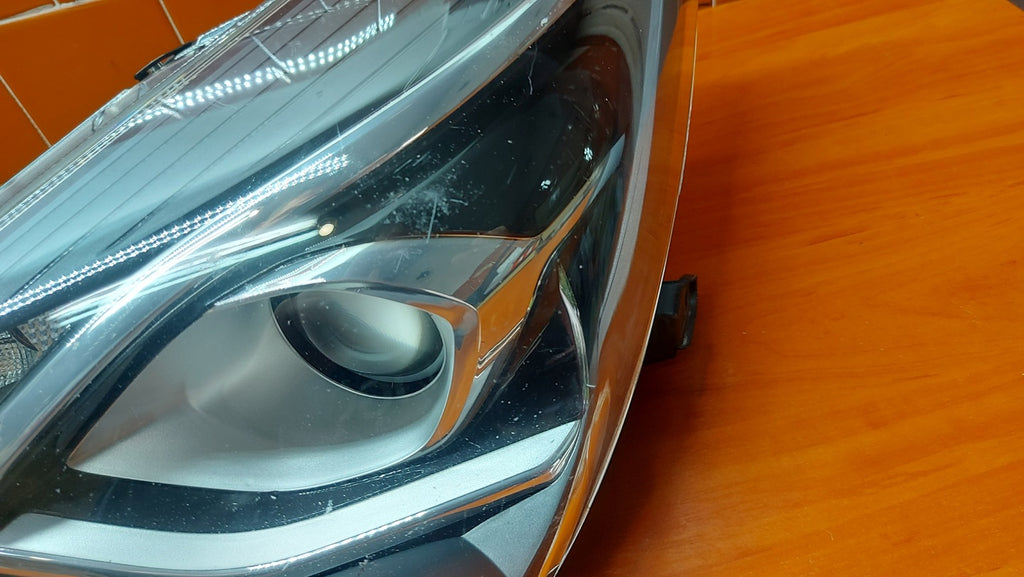 Frontscheinwerfer Toyota Yaris OD-199 0D-200 LED Ein Stück (Rechts oder Links)