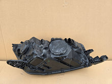 Load image into Gallery viewer, Frontscheinwerfer Skoda Fabia III 6V1941015D Links Scheinwerfer Headlight