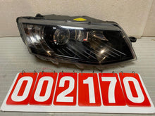 Laden Sie das Bild in den Galerie-Viewer, Frontscheinwerfer Skoda Octavia III 5E1941016B Xenon Rechts Headlight SCH7760761381zg