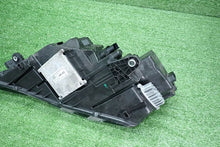 Laden Sie das Bild in den Galerie-Viewer, Frontscheinwerfer Skoda Octavia III 5E1941016D Rechts Scheinwerfer Headlight SCH2220007057ic