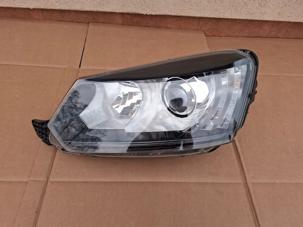 Frontscheinwerfer Skoda Yeti 5l 5L1941015C Xenon Links Scheinwerfer Headlight SCH6286777883lq