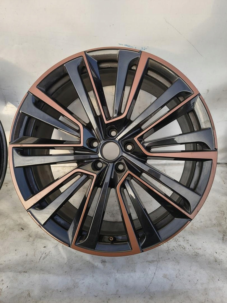 1x Alufelge 21 Zoll 8.5" 5x112 40ET 5LA601025 Skoda Enyaq Rim Wheel FEL2957103330wp