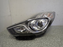 Laden Sie das Bild in den Galerie-Viewer, Frontscheinwerfer Hyundai Ix20 Ein Stück (Rechts oder Links) Headlight SCH8093946559qw
