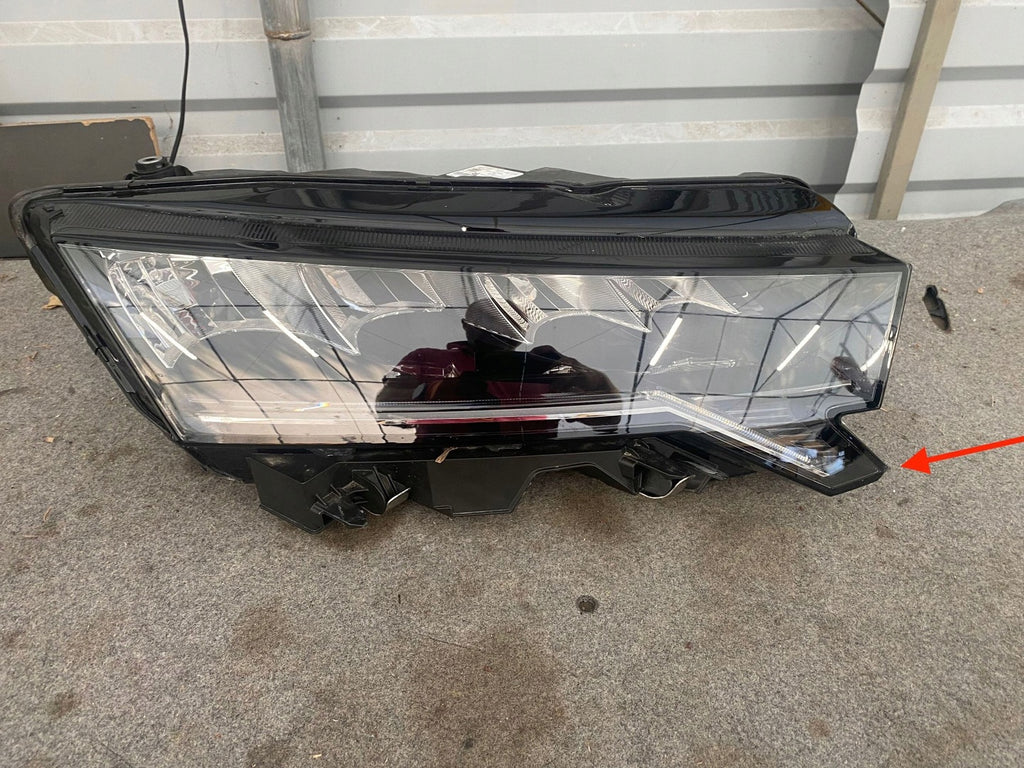 Frontscheinwerfer Skoda Octavia IV 5E4941010 Rechts Scheinwerfer Headlight SCH1658319029eb