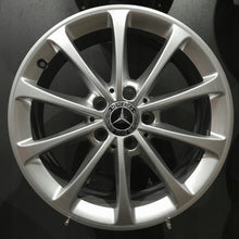 Laden Sie das Bild in den Galerie-Viewer, 4x Alufelge 17 Zoll 6.5" 5x112 44ET Glanz Silber A1774010300 Mercedes-Benz W177 FEL3156534487ky
