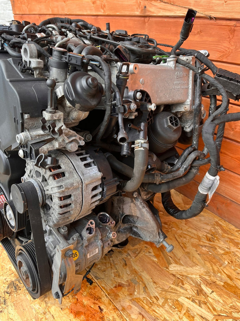 Motor Audi A4 DEU 2.0 TDI 150TKm 2018 Diesel Engine Komplett