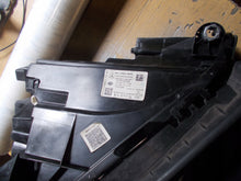 Laden Sie das Bild in den Galerie-Viewer, Frontscheinwerfer Mercedes-Benz W213 A2139066604 LED Rechts Headlight SCH8457440550jl