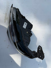 Laden Sie das Bild in den Galerie-Viewer, Frontscheinwerfer Opel Corsa F 9829465580 Links Scheinwerfer Headlight SCH1229544135sp