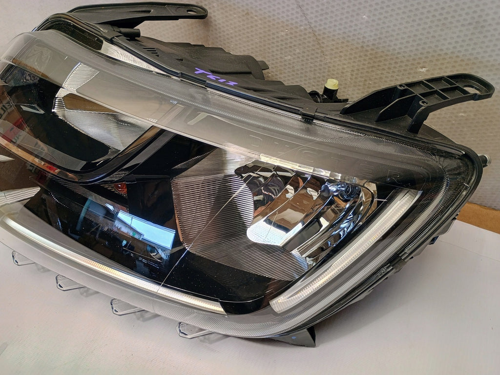 Frontscheinwerfer Dacia Duster 260609367R LED Ein Stück (Rechts oder Links)