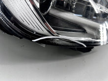 Load image into Gallery viewer, Frontscheinwerfer Audi A3 8V0941006E Xenon Ein Stück (Rechts oder Links) SCH2133636547sz