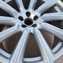 Load image into Gallery viewer, 1x Alufelge 20 Zoll 9.0" 5x108 38 5ET Glanz Silber 31362277 Volvo Xc90 Ii FEL2469841375he