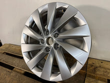 Laden Sie das Bild in den Galerie-Viewer, 1x Alufelge 17 Zoll 7.0" 5x112 5E3601025 Skoda Octavia 5e3 Iv Rim Wheel FEL7346096377oe