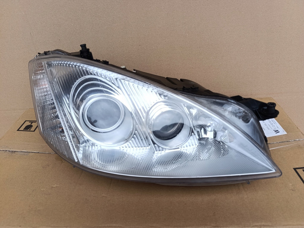 Frontscheinwerfer Mercedes-Benz W221 A2218206861 Xenon Rechts Headlight SCH9066241829uw
