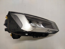 Load image into Gallery viewer, Frontscheinwerfer Audi Q2 81A941012 LED Rechts Scheinwerfer Headlight SCH1993681267xl