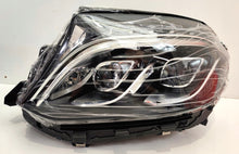 Laden Sie das Bild in den Galerie-Viewer, Frontscheinwerfer Mercedes-Benz W166 A1668202300 Full LED Rechts oder Links